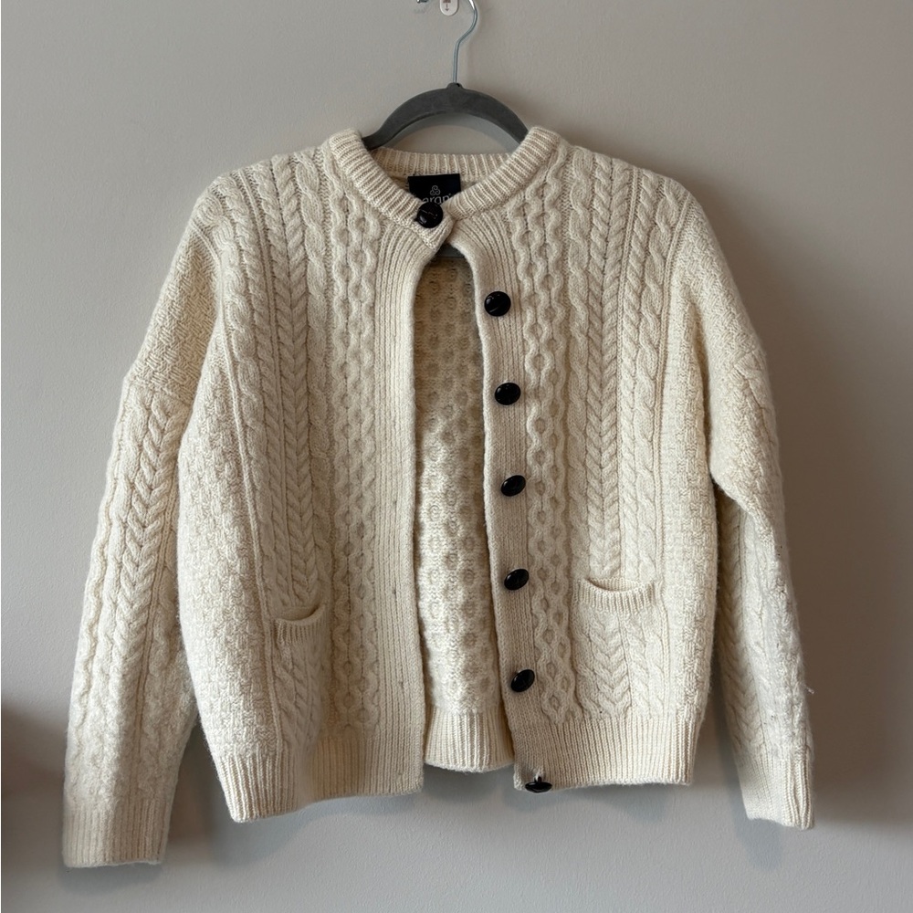 Beautiful Classic Cream Cable Knit Cardigan 100% Merino Wool